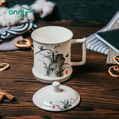 Кружка фарфор с крышкой 370мл 005/037/036-2