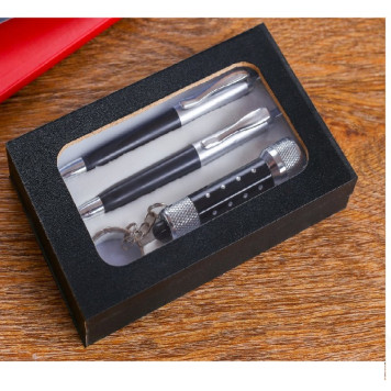 Набор подарочный 3в1 (2 ручки,фонарик черный) 592572