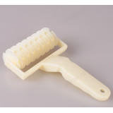 Ролик для нарезки сетки на тесте BBQ-C09