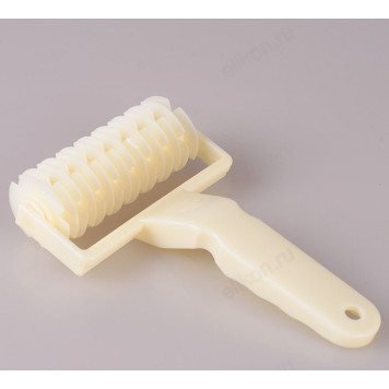 Ролик для нарезки сетки на тесте BBQ-C09