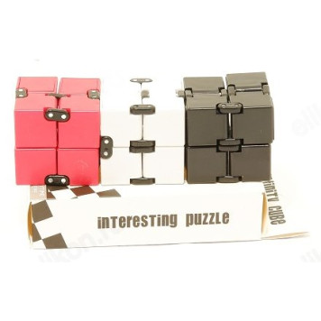 Игрушка куб инфинити-2