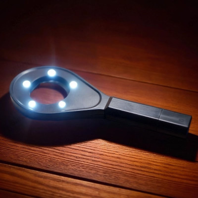 Лупа Л-109 с подсветкой-2