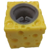 Игрушка мышь в сыре силикон